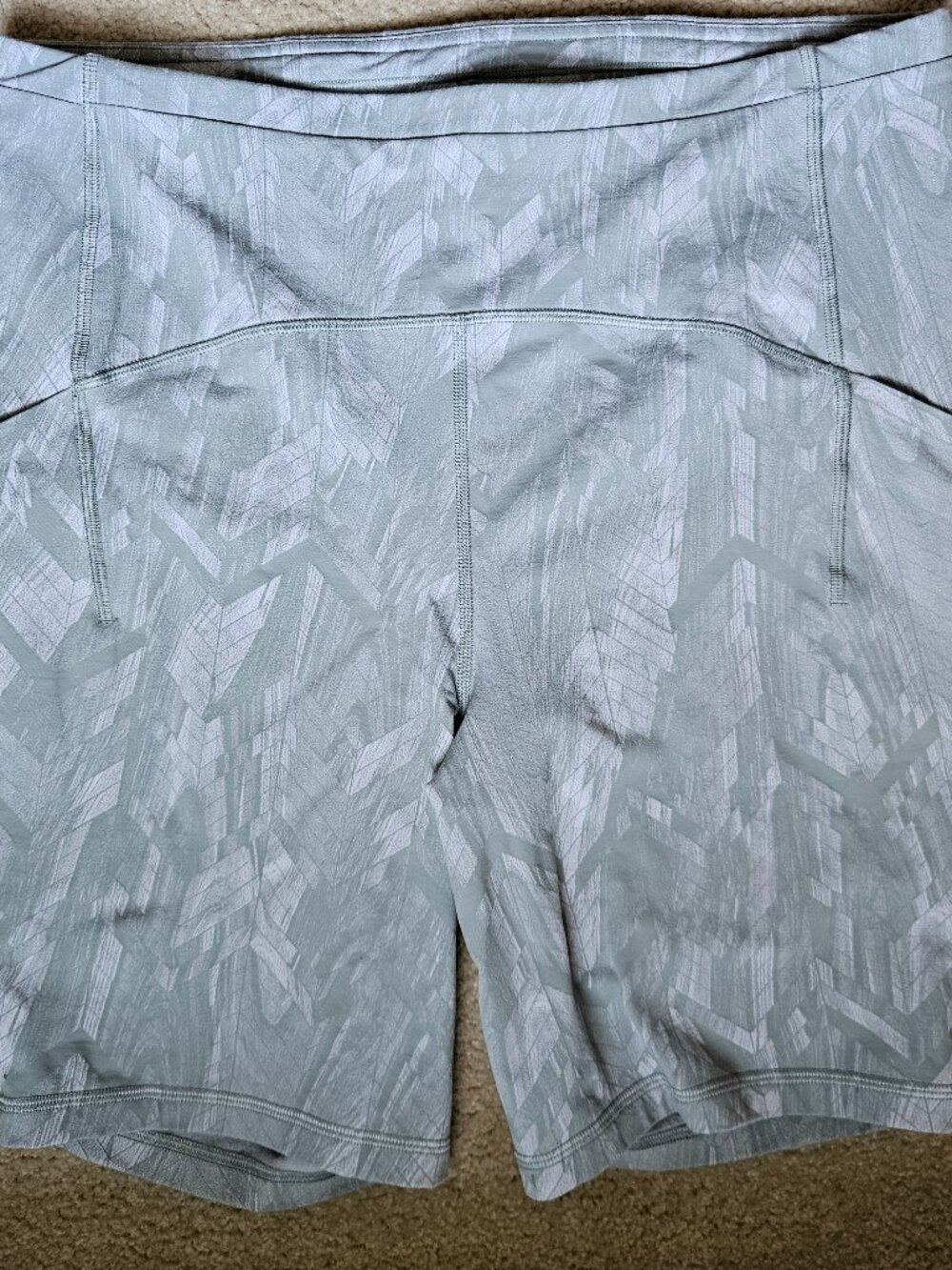 Lululemon Swift Speed High-Rise Short 8" Size 12 Workout Athletic Pockets Bike